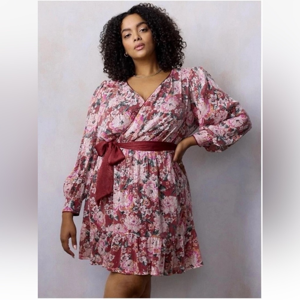 NWT LC Lauren Conrad size 4X red floral sequin dress v-neck spring summer plus